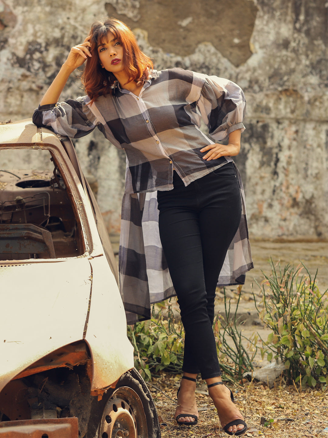 Black checkered Low - High Shirt