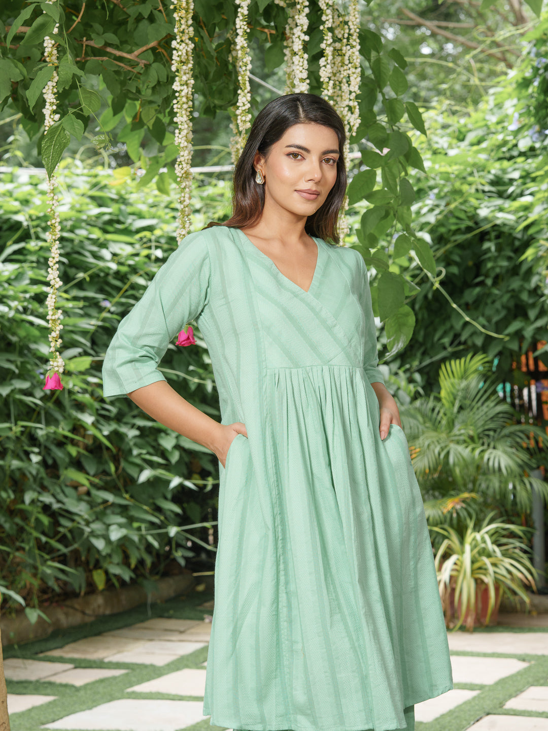 Neer Kurta Set