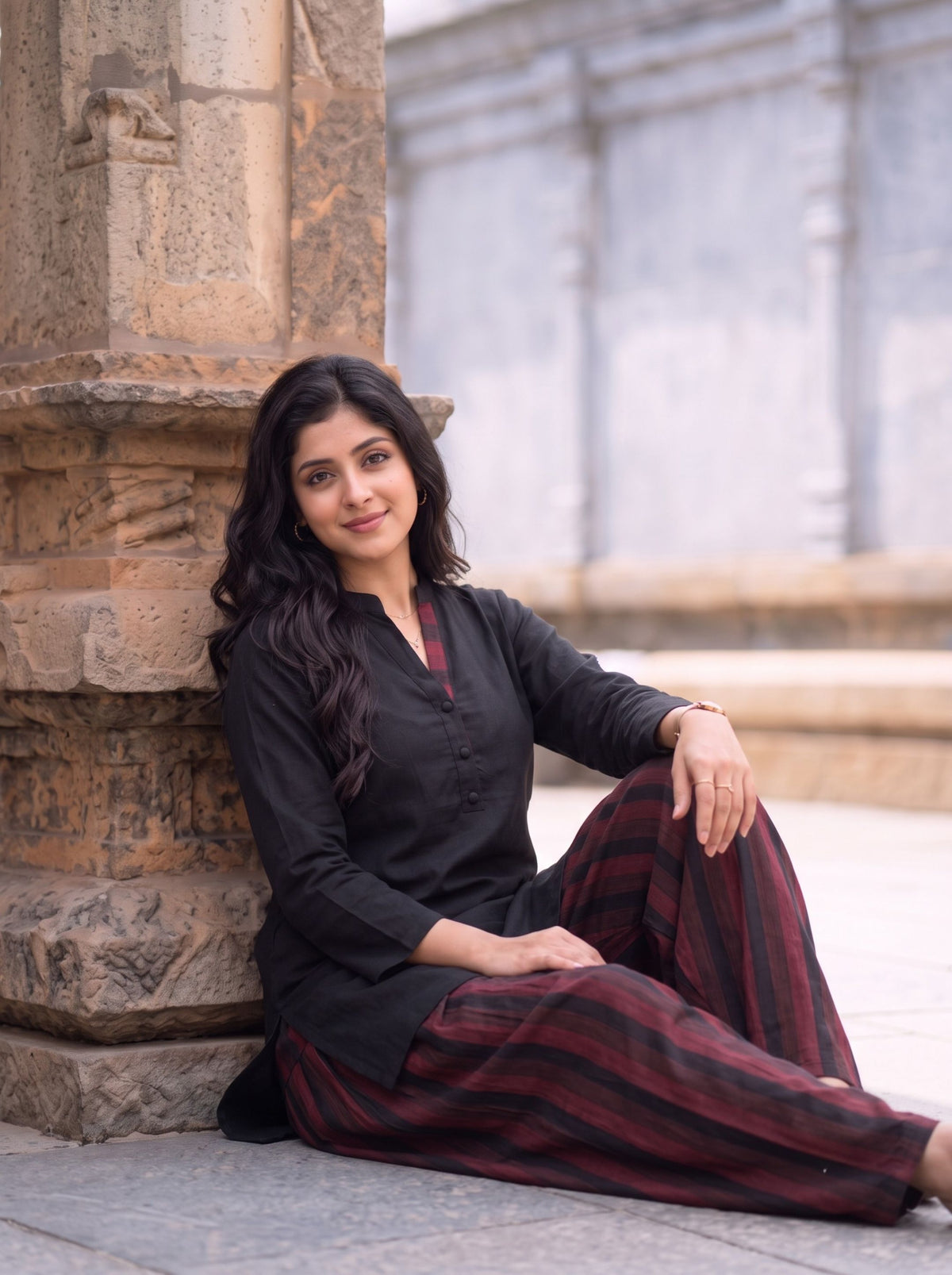 Surkh Farshi Set