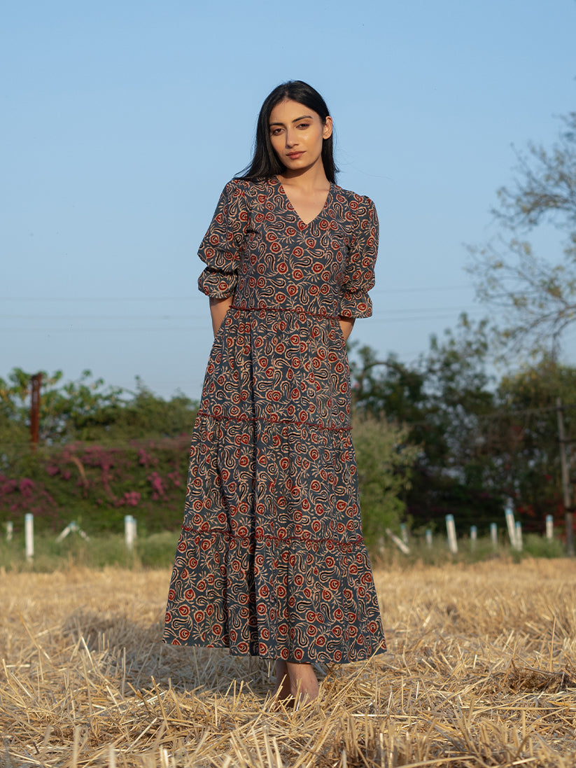 Urmi Dress