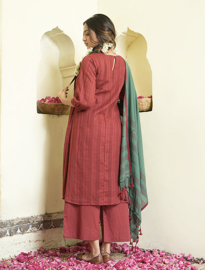 Gulnar Kurta Set with Dupatta