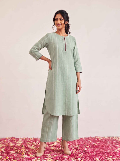 Leher Kurta Set