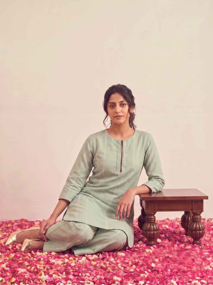 Leher Kurta Set