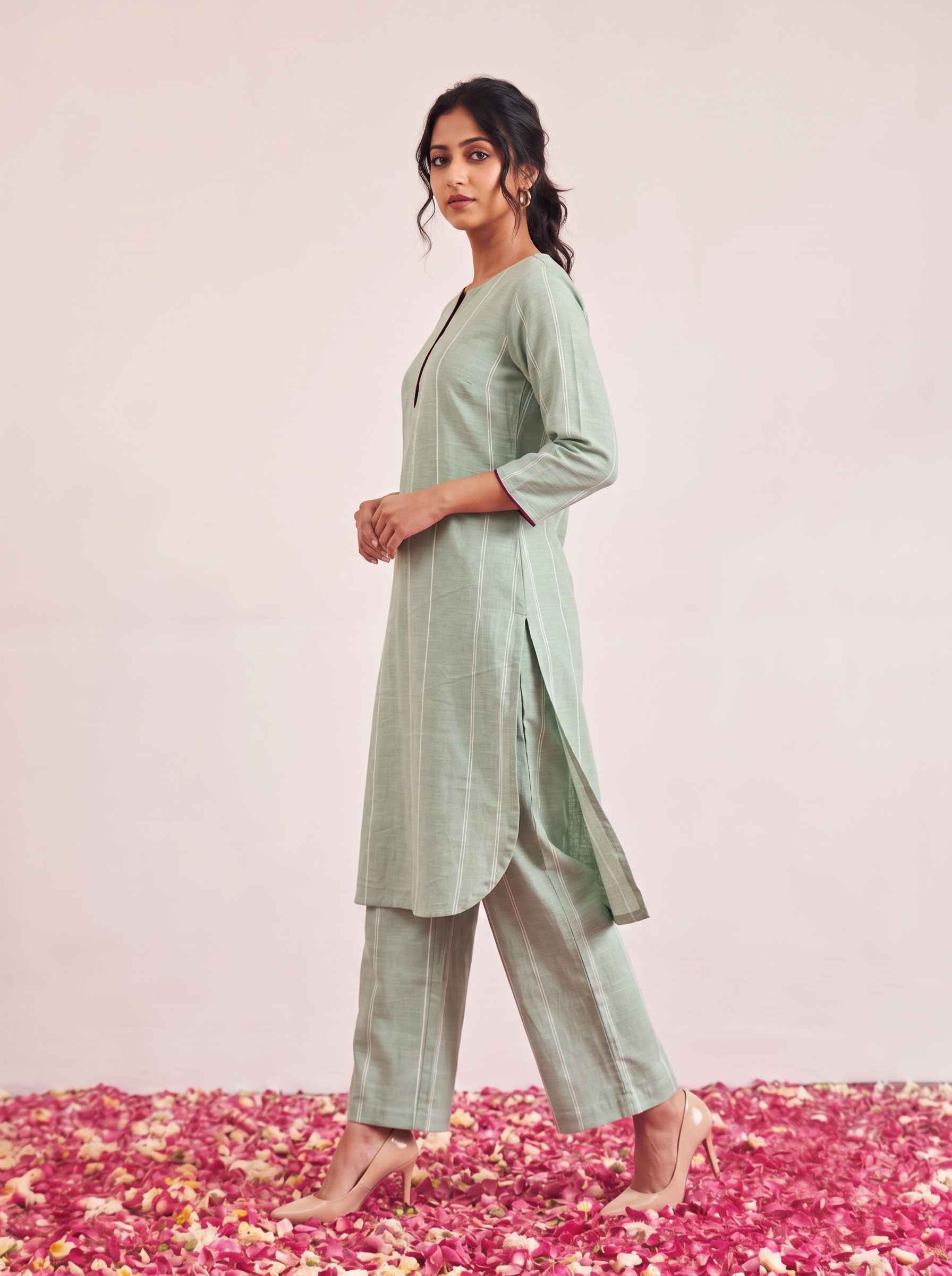 Leher Kurta Set