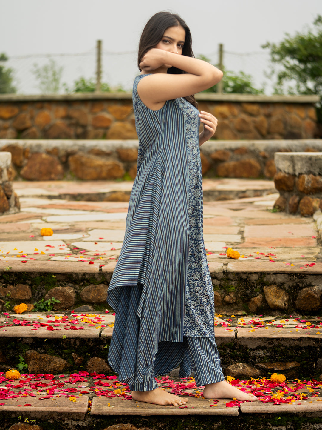 Saanjh Kurta Set