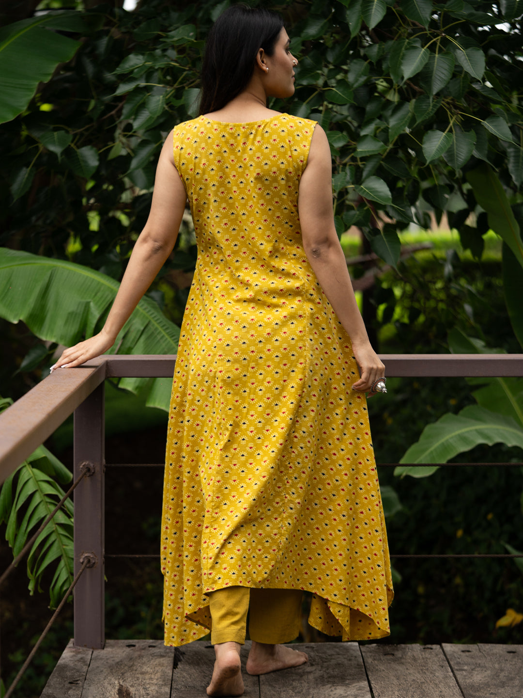 Sunehri Kurta (Only Kurta)